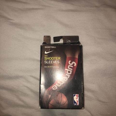 Supreme basketball hotsell arm sleeve