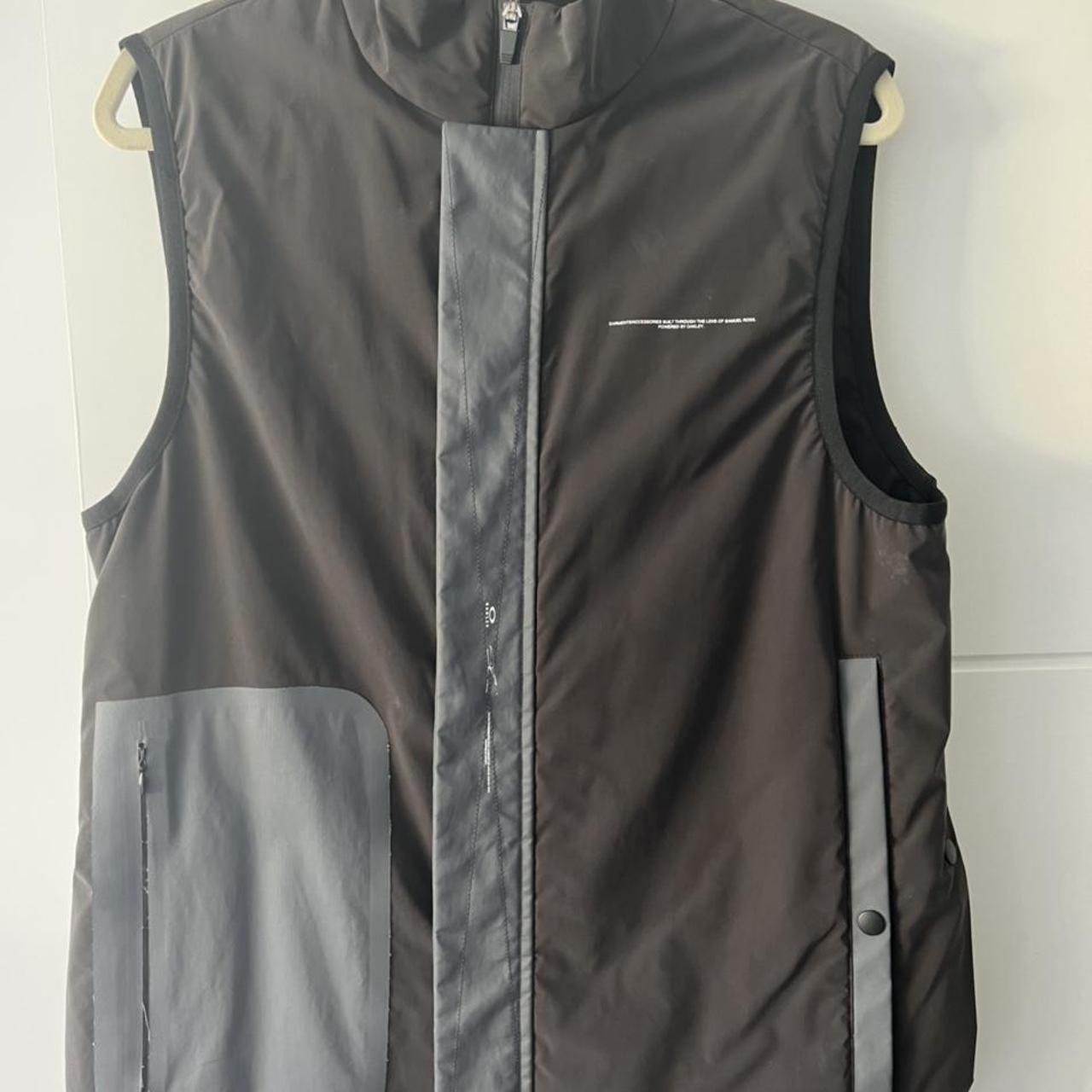 A Cold Wall (Samuel Ross X Oakley) Vest only worn... - Depop
