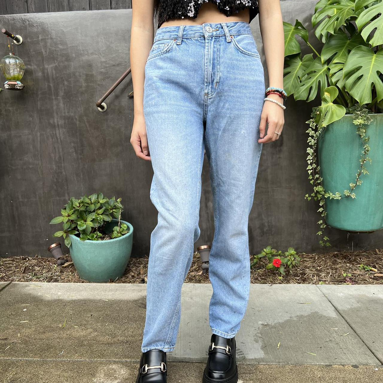 bdg light wash mom jeans