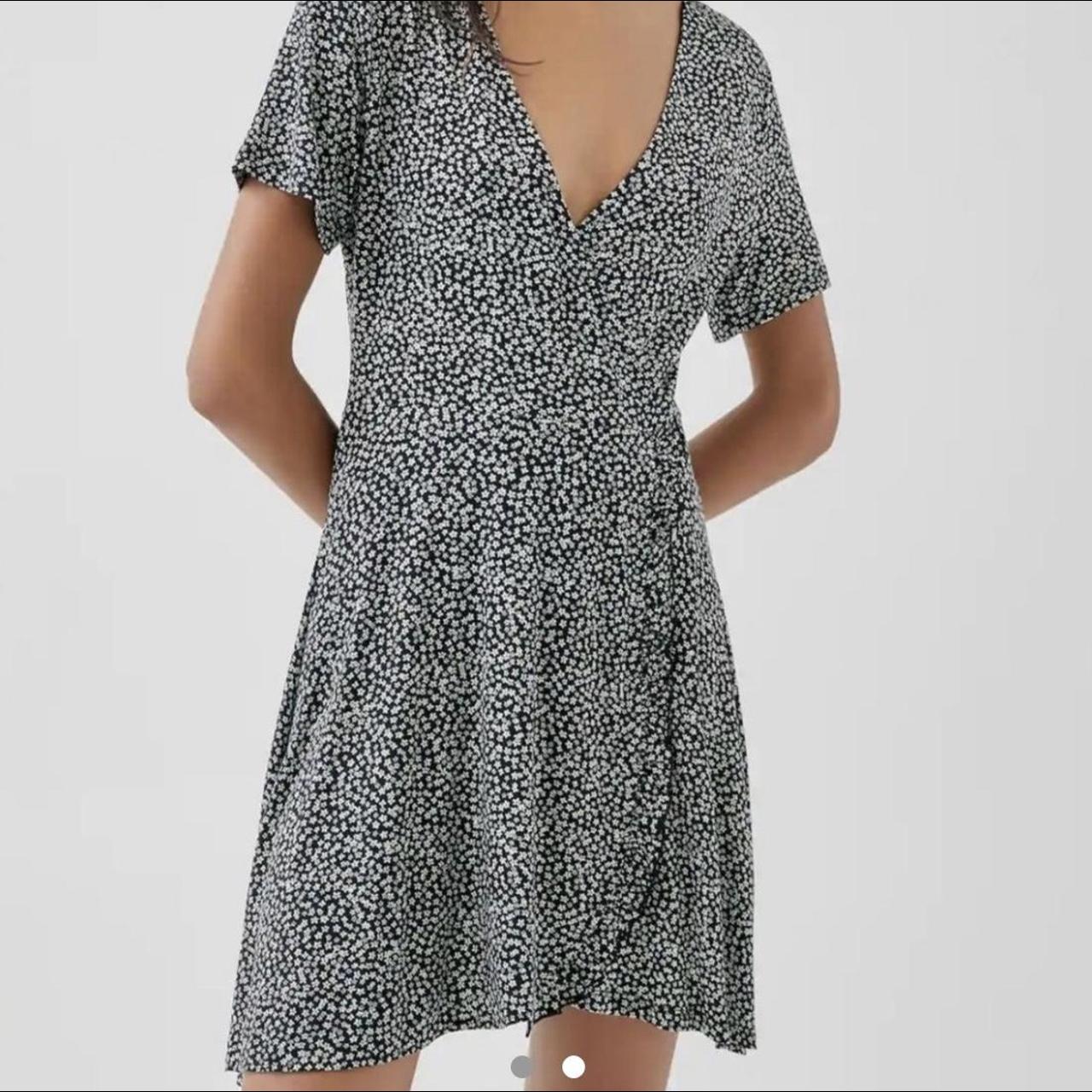 Summer dress Pull and bear Size small Never... Depop