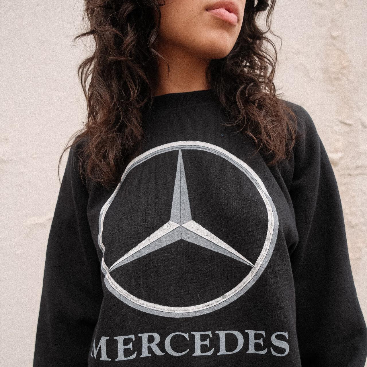 Product Image 2 - Clean and simple 1980s Mercedes