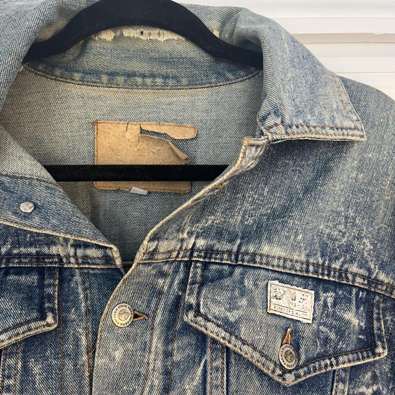 Vintage Denim Jacket No sizing but I’d say it’s a... - Depop