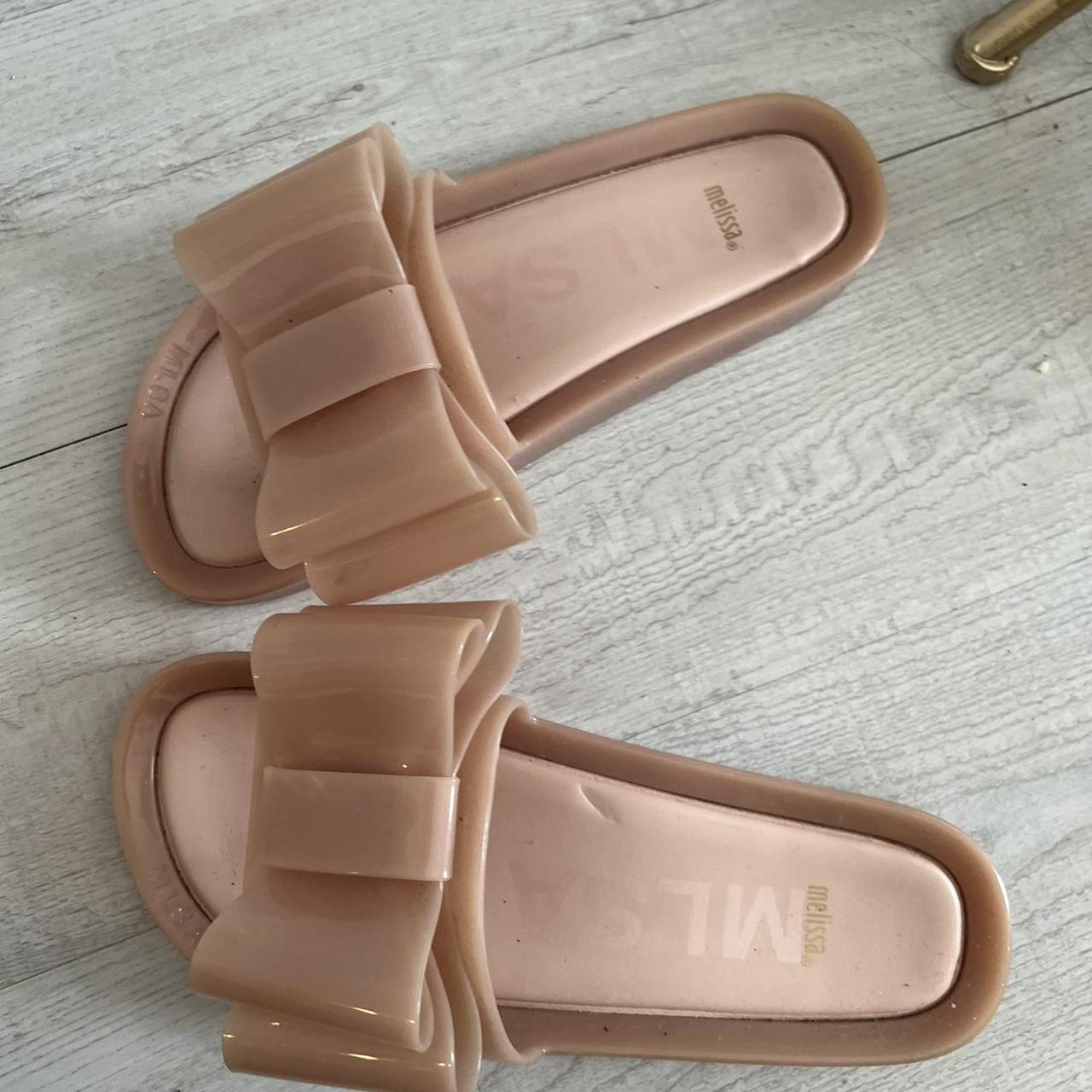 Product Image 1 - Melissa Bow Jelly Sandals

Light pink