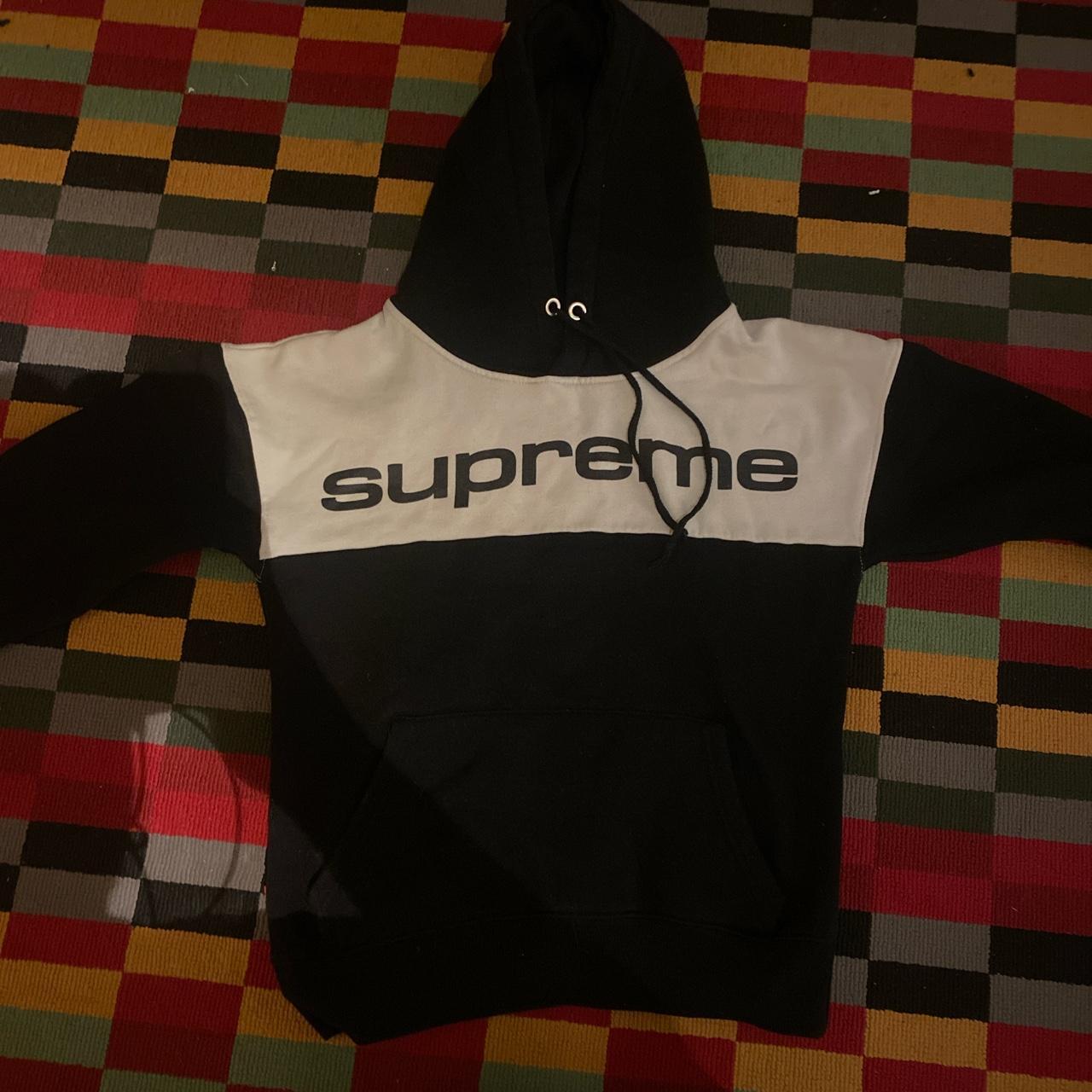 Supreme Men's Black and White Hoodie | Depop