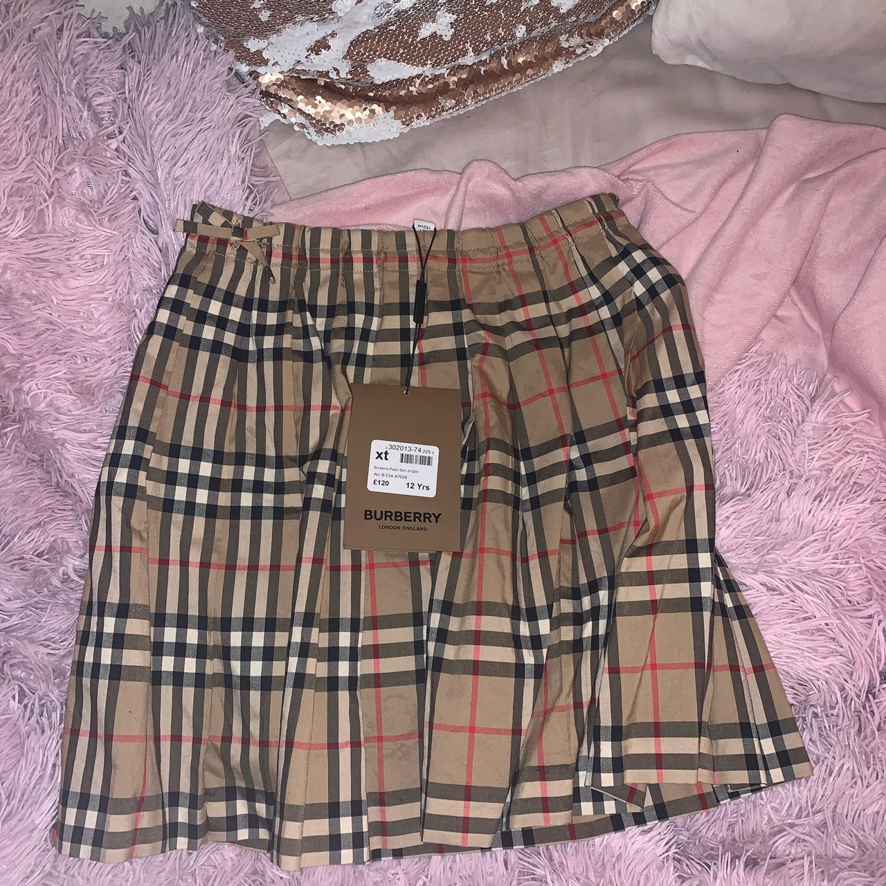 Burberry skirt size 12 hotsell