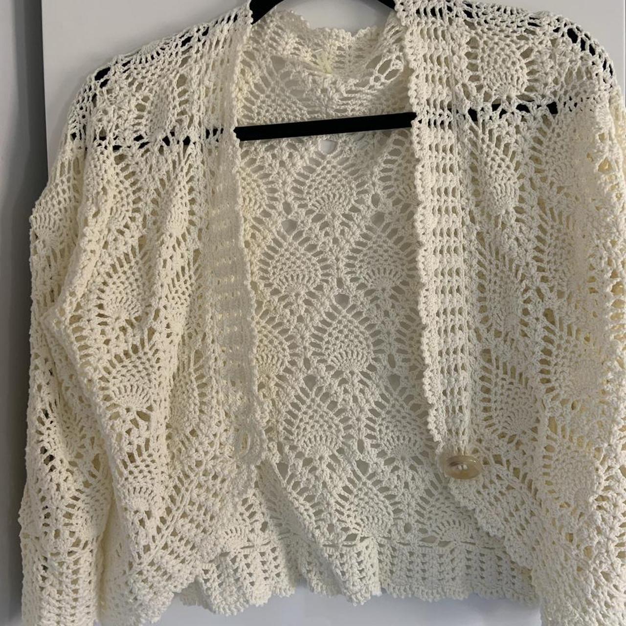 Women's Cream Cardigan | Depop