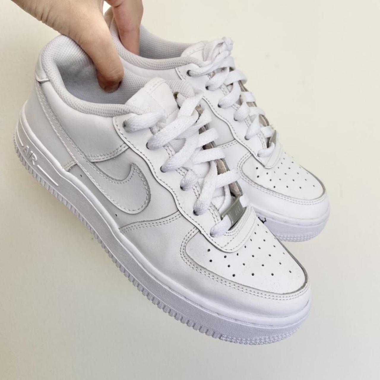 Nike Women's White Trainers | Depop