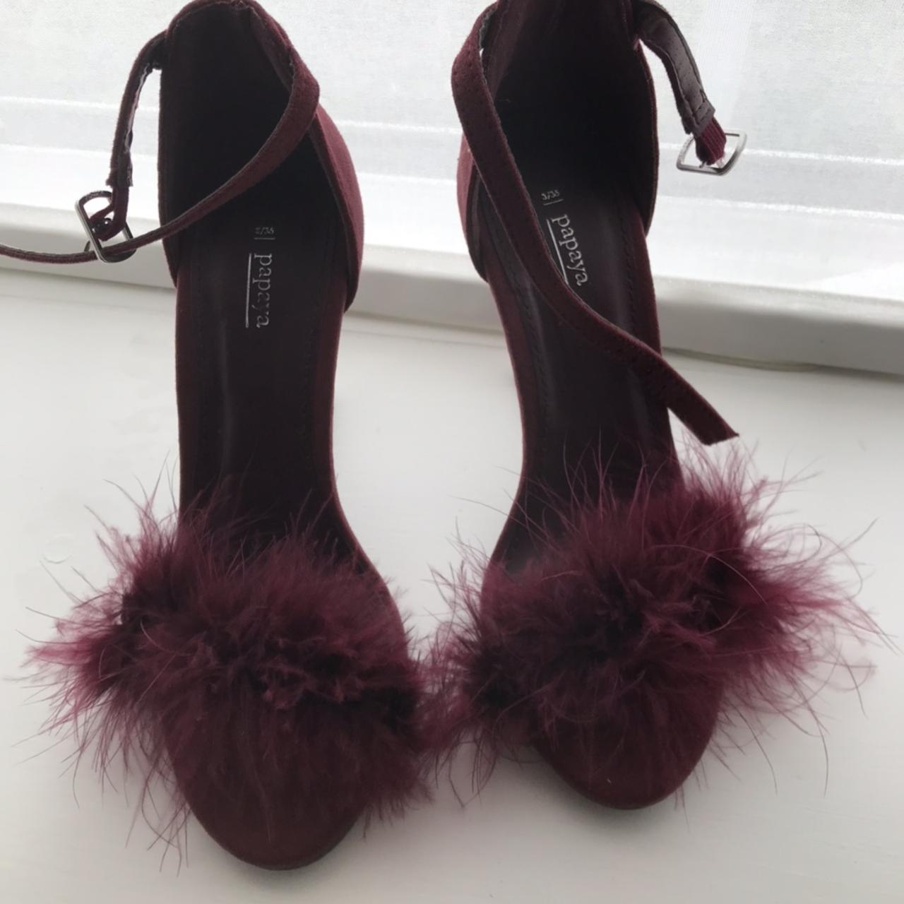 Purple fluffy online heels