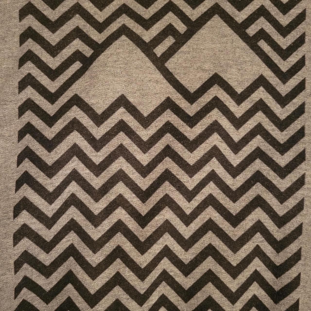 Product Image 2 - Twin Peaks inspired hoodie. Size