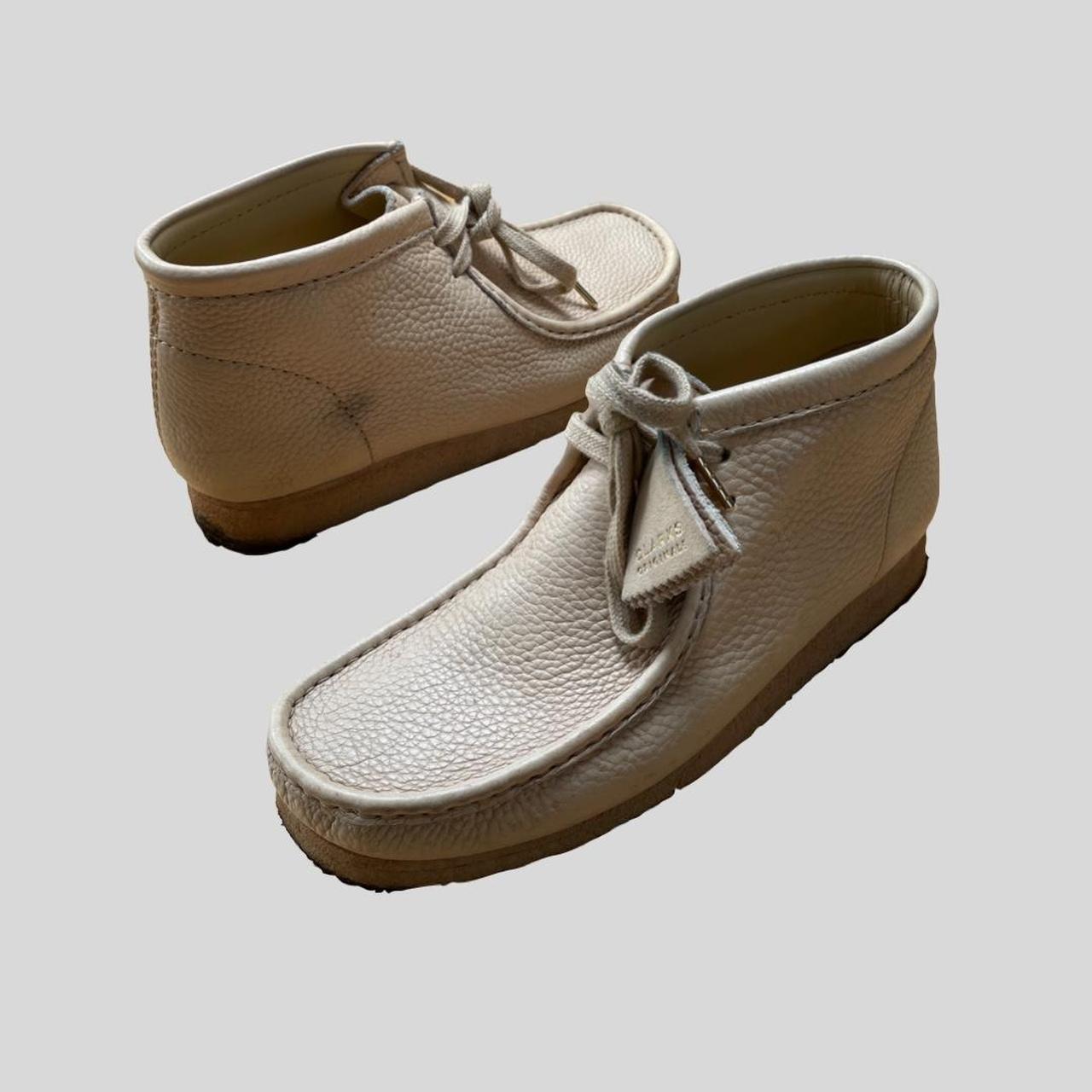 clarks wallabees used