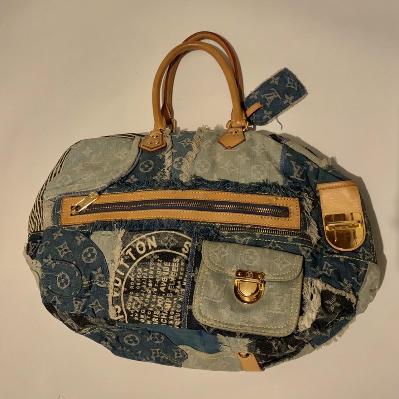 Vintage denim Louis Vuitton bag with all functioning - Depop