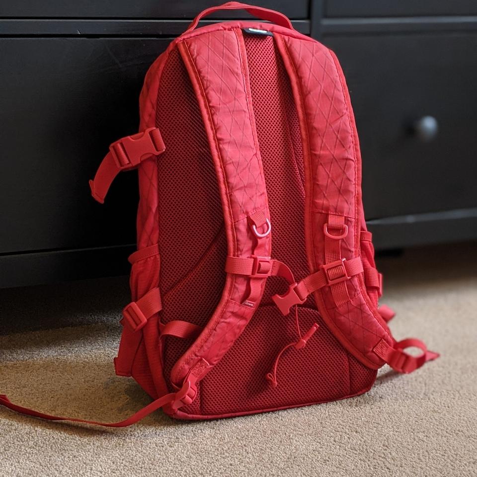 Supreme fw18 cheap backpack red