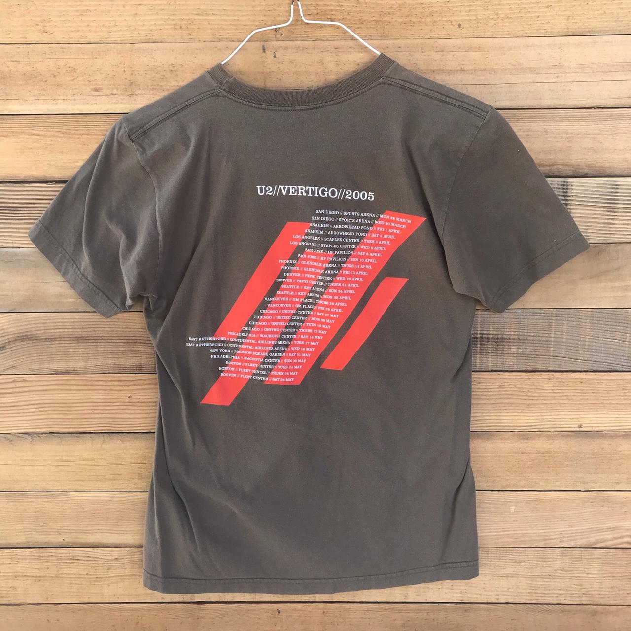 U2 Ｔシャツ　2005-2006 VertigoTour S-Mサイズ相当 U2 Ｔシャツ 2005-2006 VertigoTour S-Mサイズ相当 - メルカリ