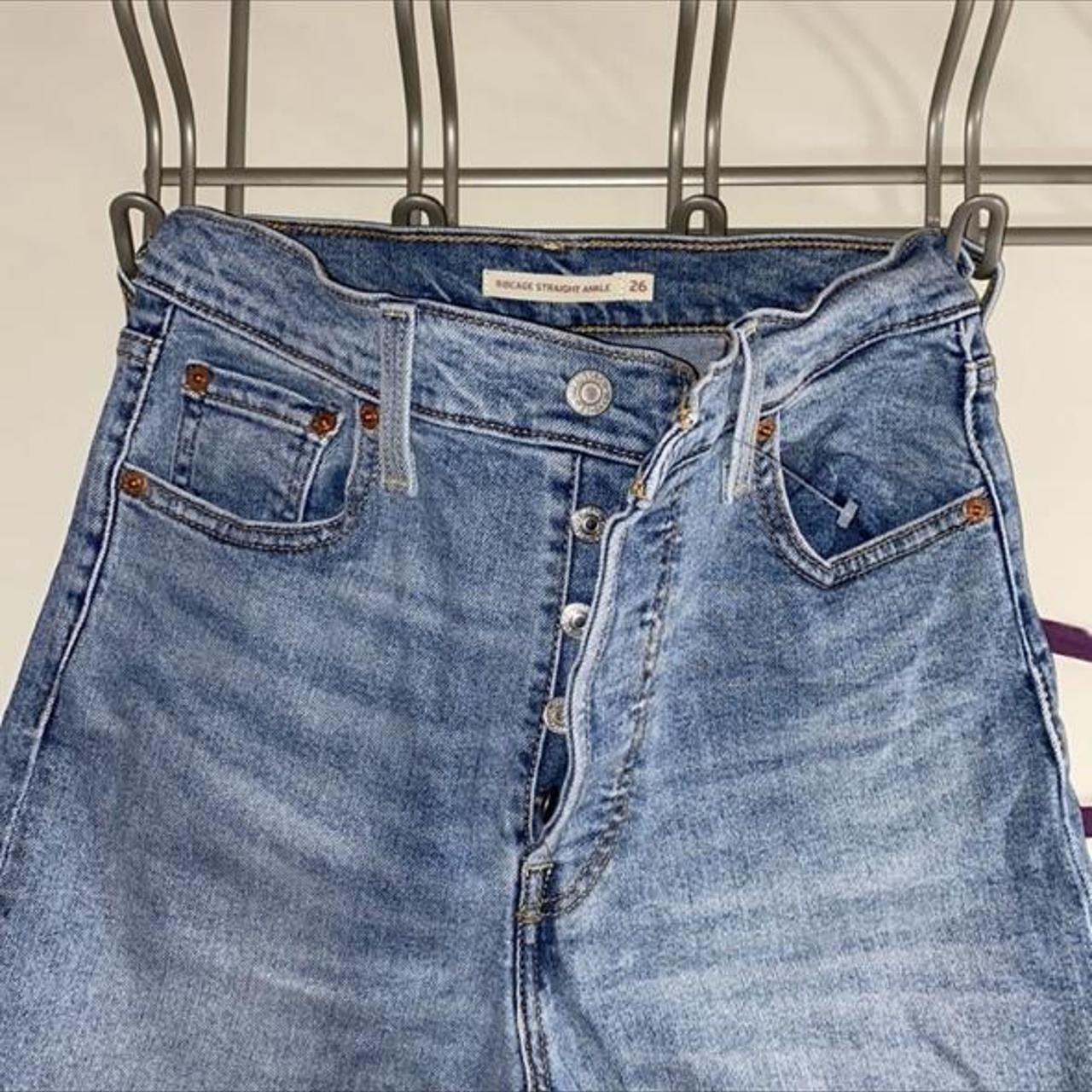 Levi’s rib cage straight ankle jeans -size 26, high... - Depop
