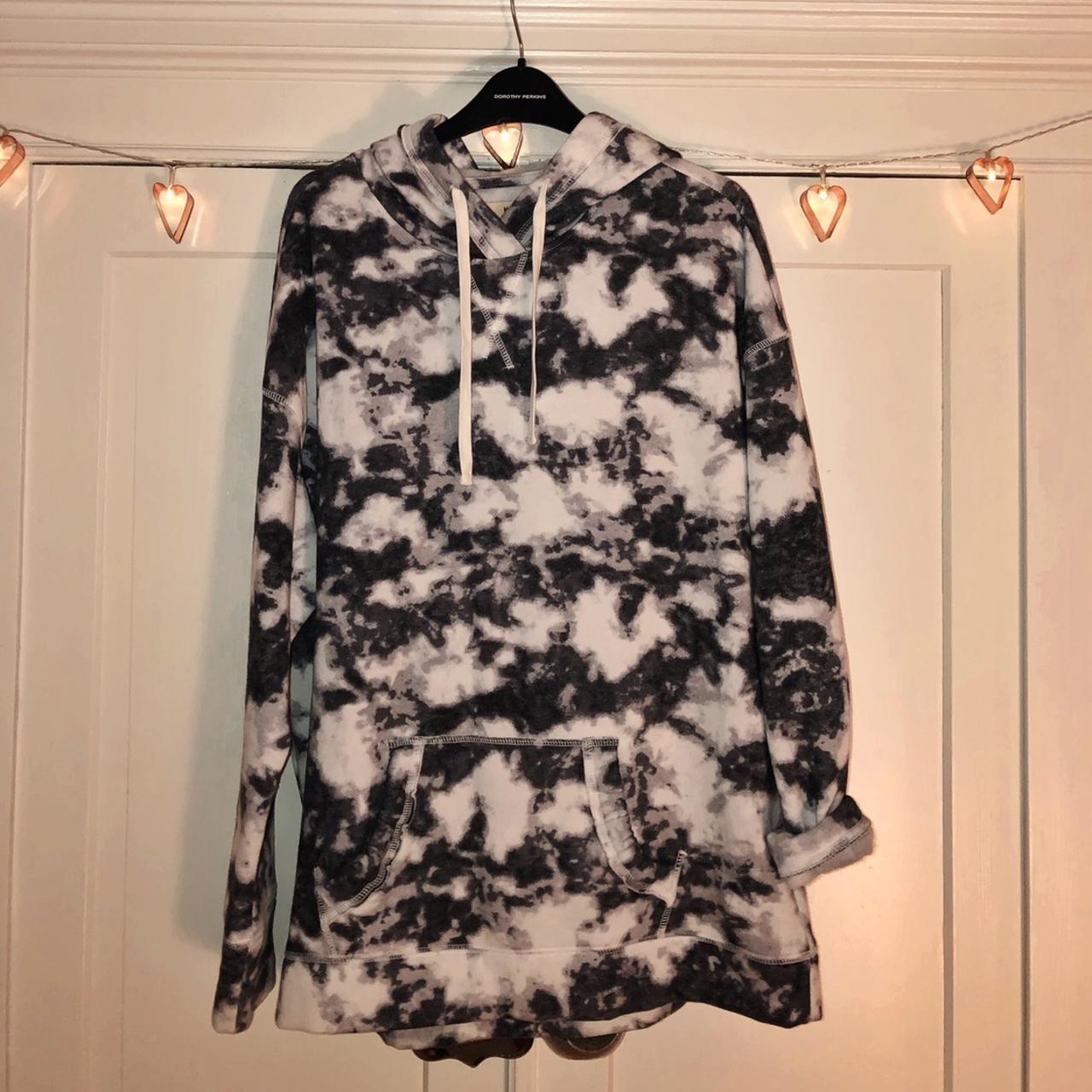 Hollister deals marble hoodie