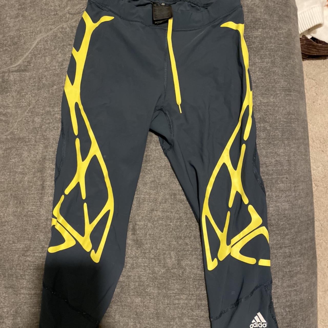 Adidas hotsell hole leggings