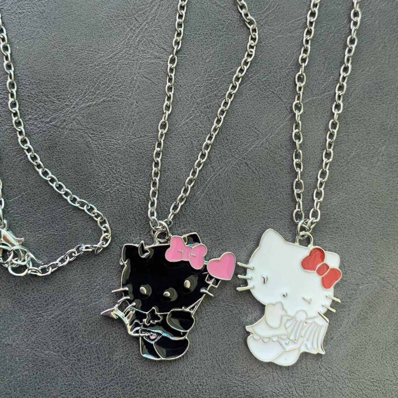What Earrings Does One Wear With A Hello Kitty Necklace? - Privilege