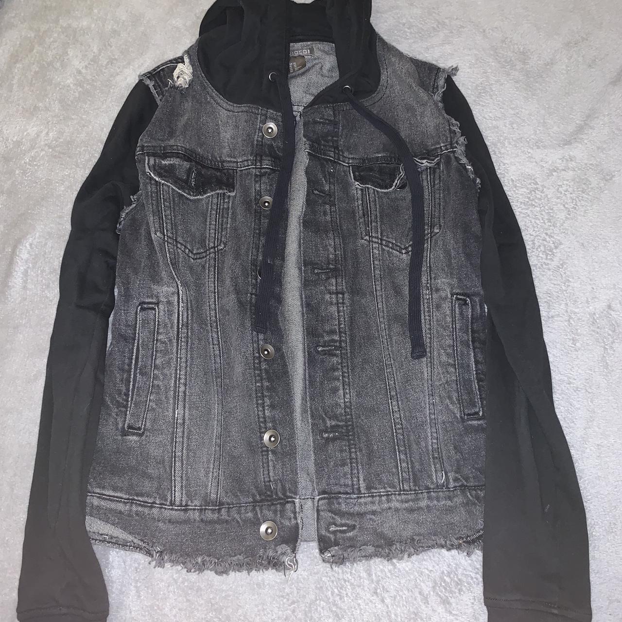 Jean jacket with hot sale hoodie h&m