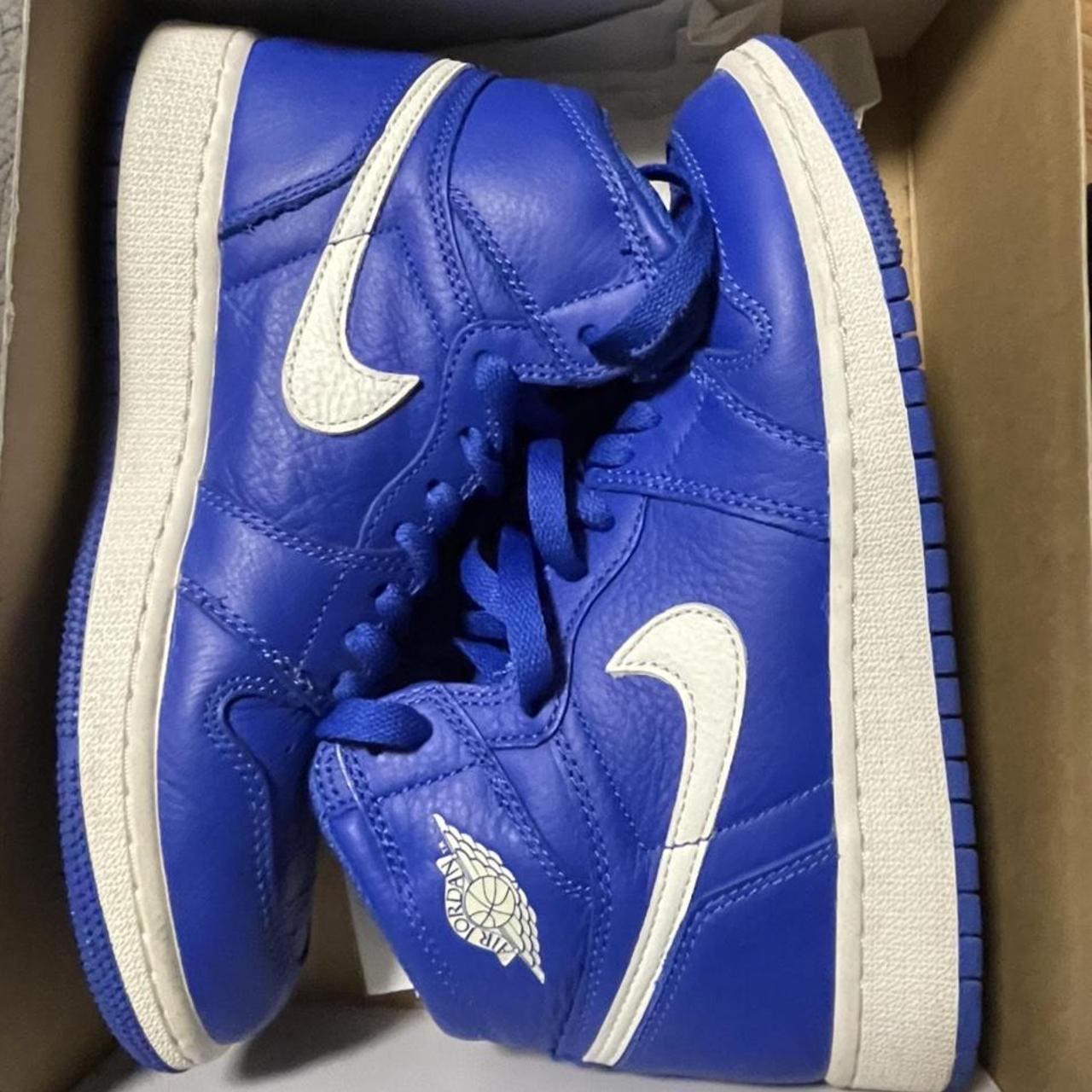 air jordan 1 hyper royal champs