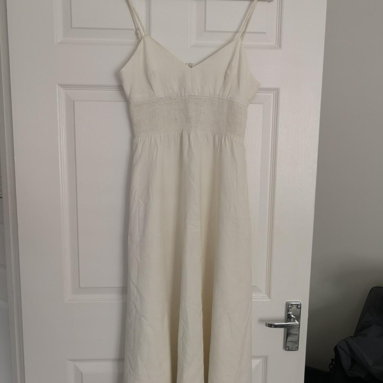 Zara Women's Cream Dress | Depop