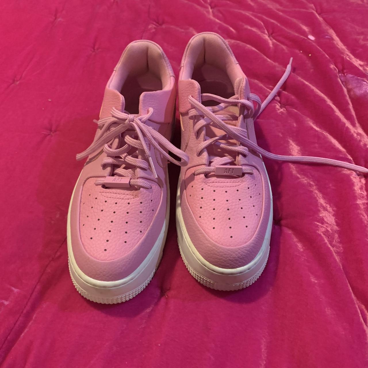 nike initiator women's pink