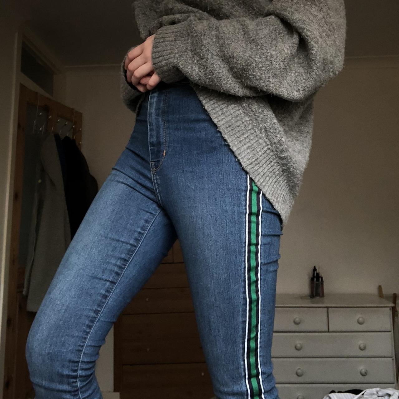 H&m side 2024 stripe jeans