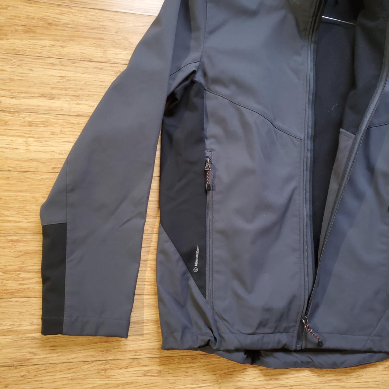 Venture dry outlet jacket