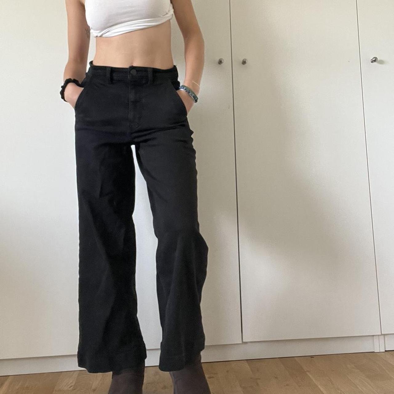 BLACK FLARE JEANS So flattering and such a great... - Depop