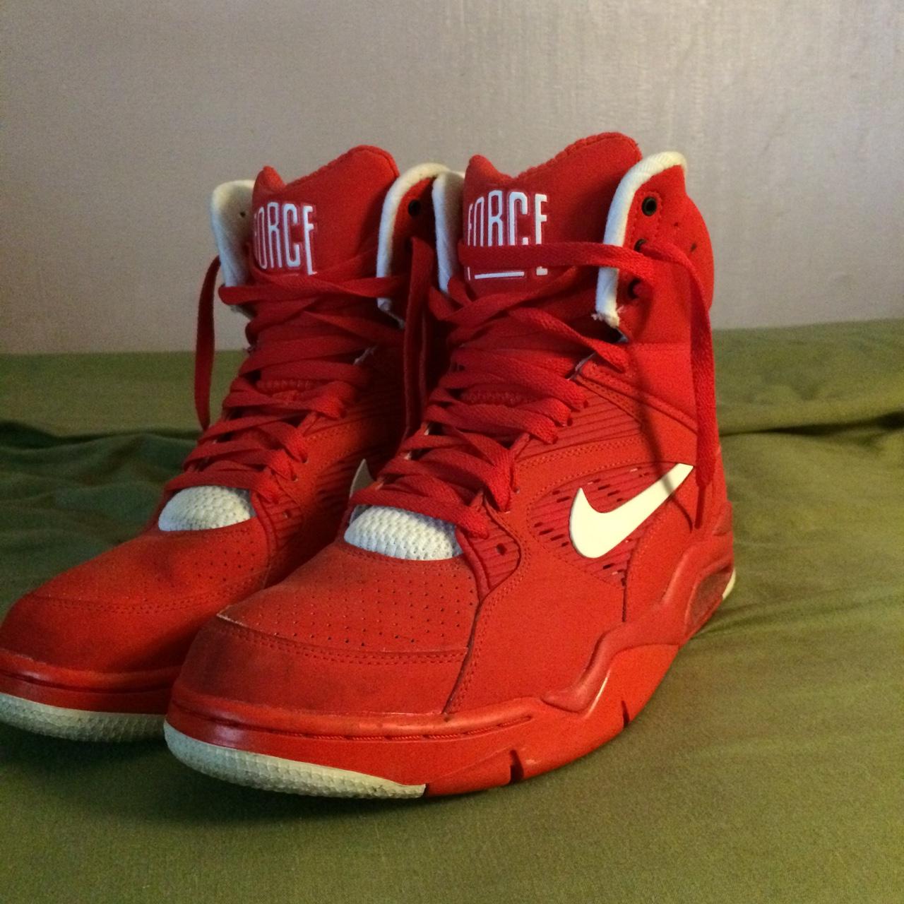 nike command red
