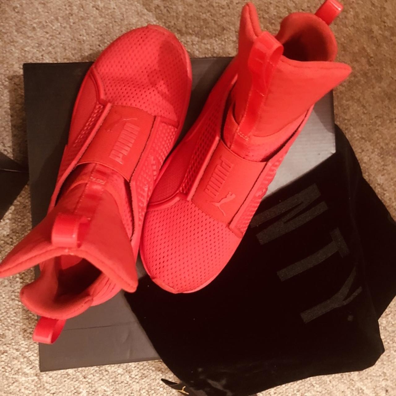 Puma fenty hot sale trainer red