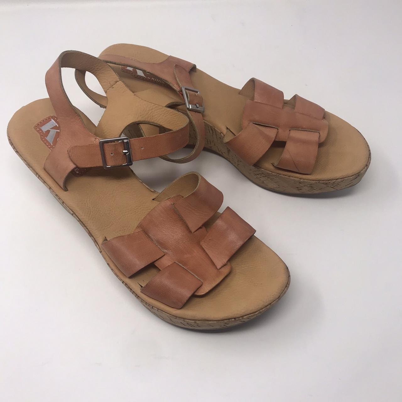 Korks Women's Tan Sandals | Depop