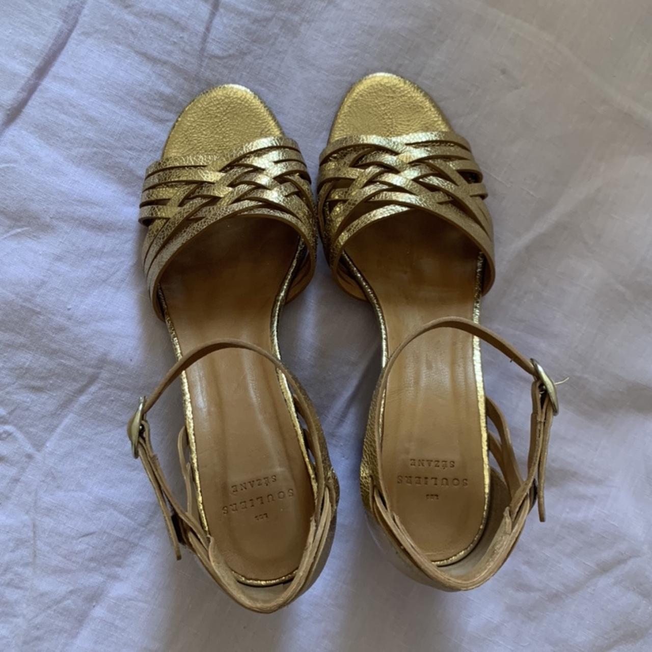 SÉZANE Cyrielle Gold mid-heel sandals, brand new,... - Depop