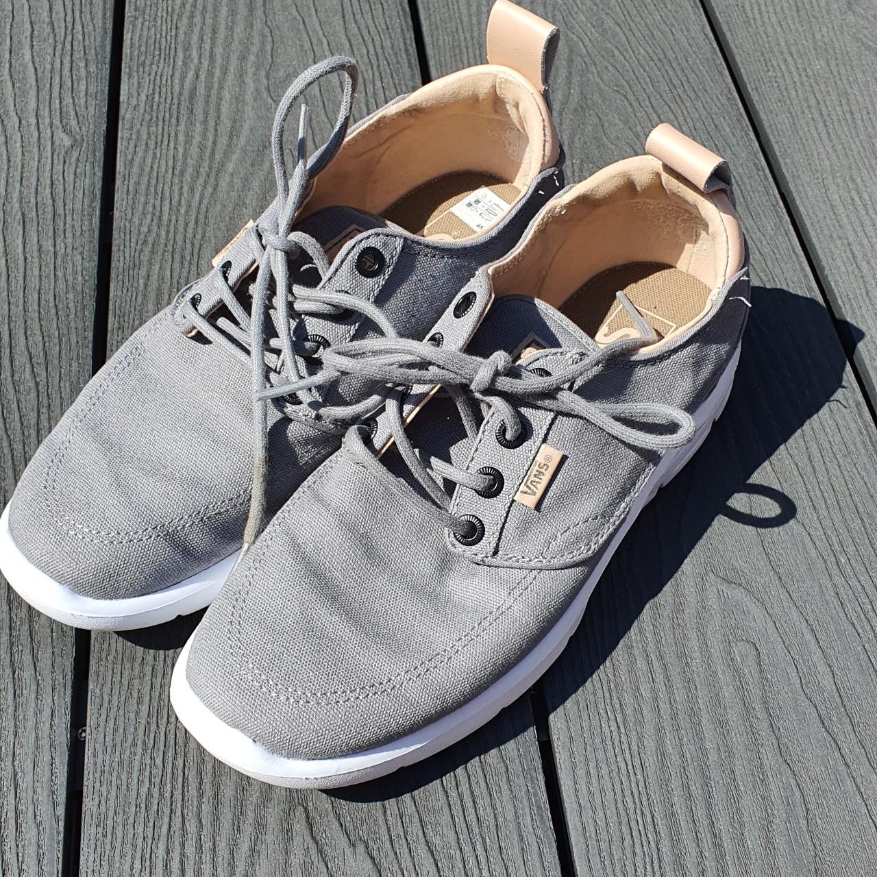 womens grey vans size 6