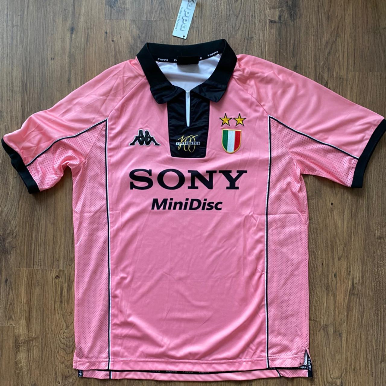 juventus centenary pink jersey