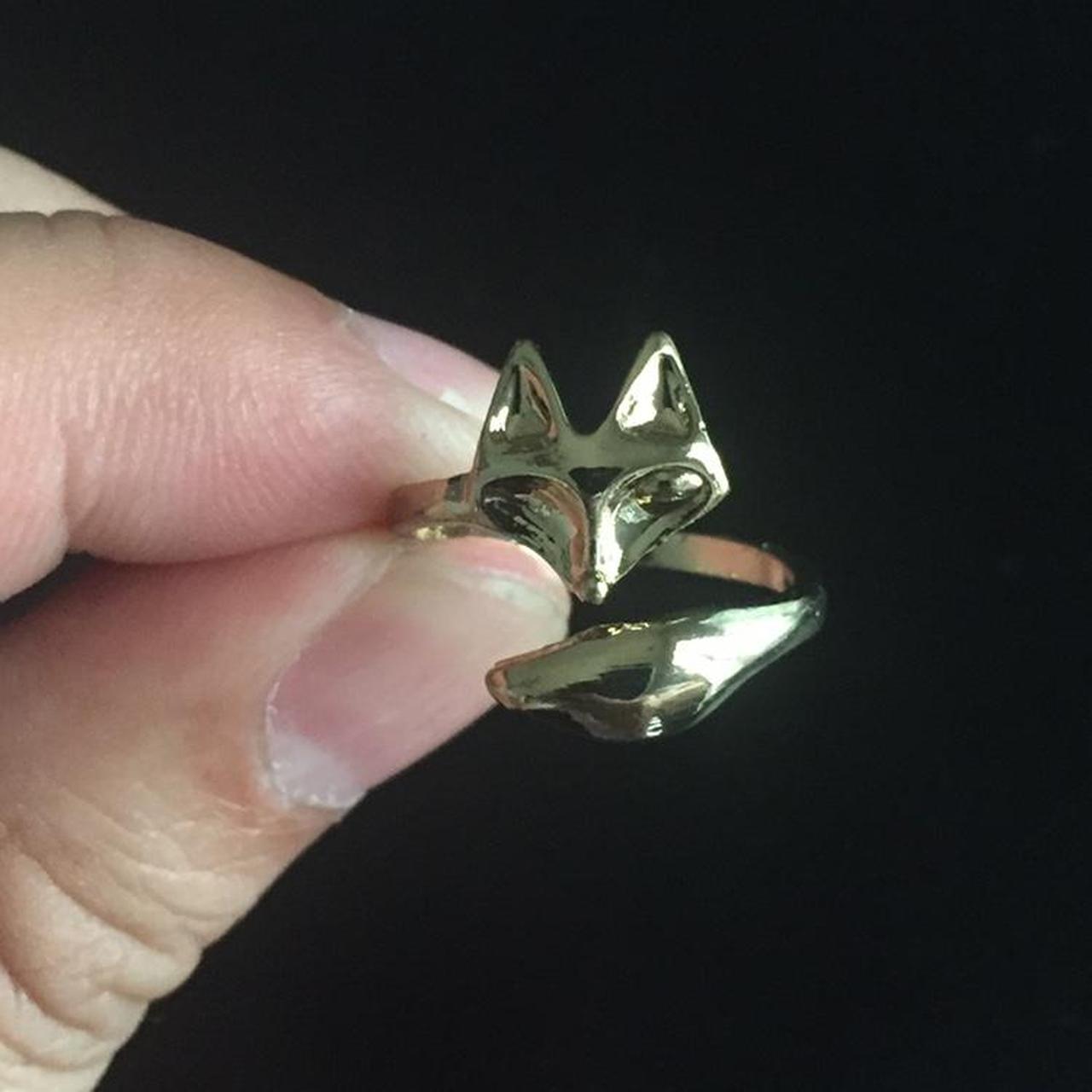 Product Image 3 - Gold fox ring
Condition: New
Color: