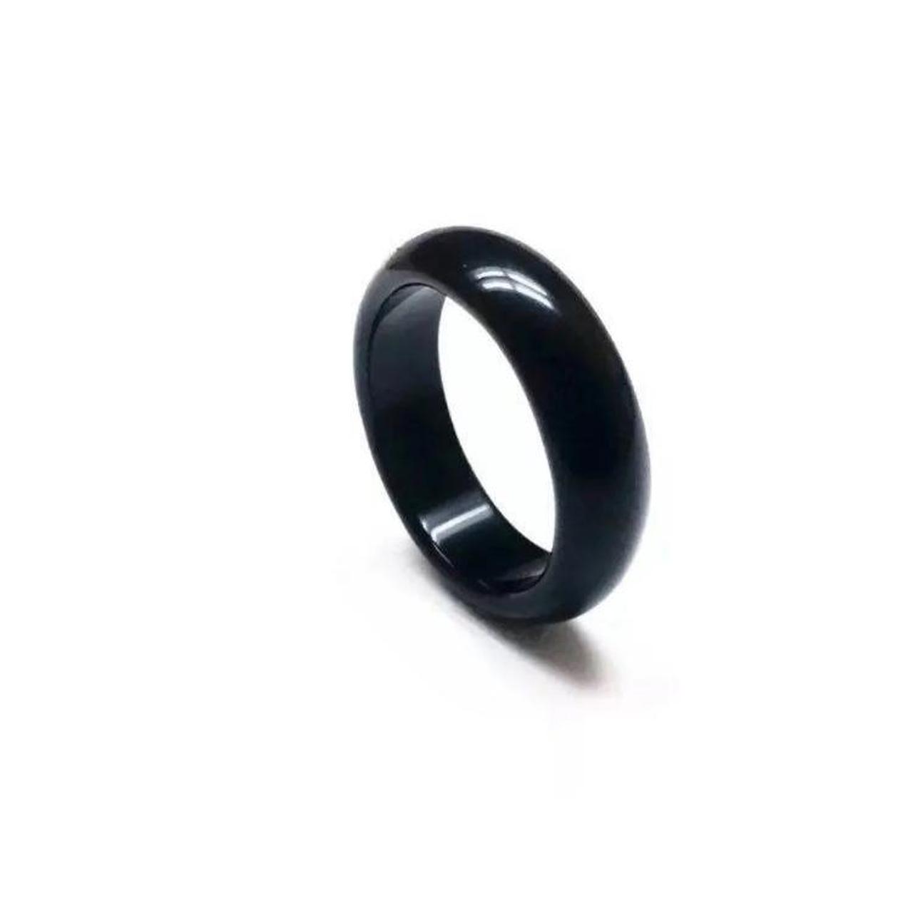 Product Image 1 - Black obsidian ring size 6
condition: