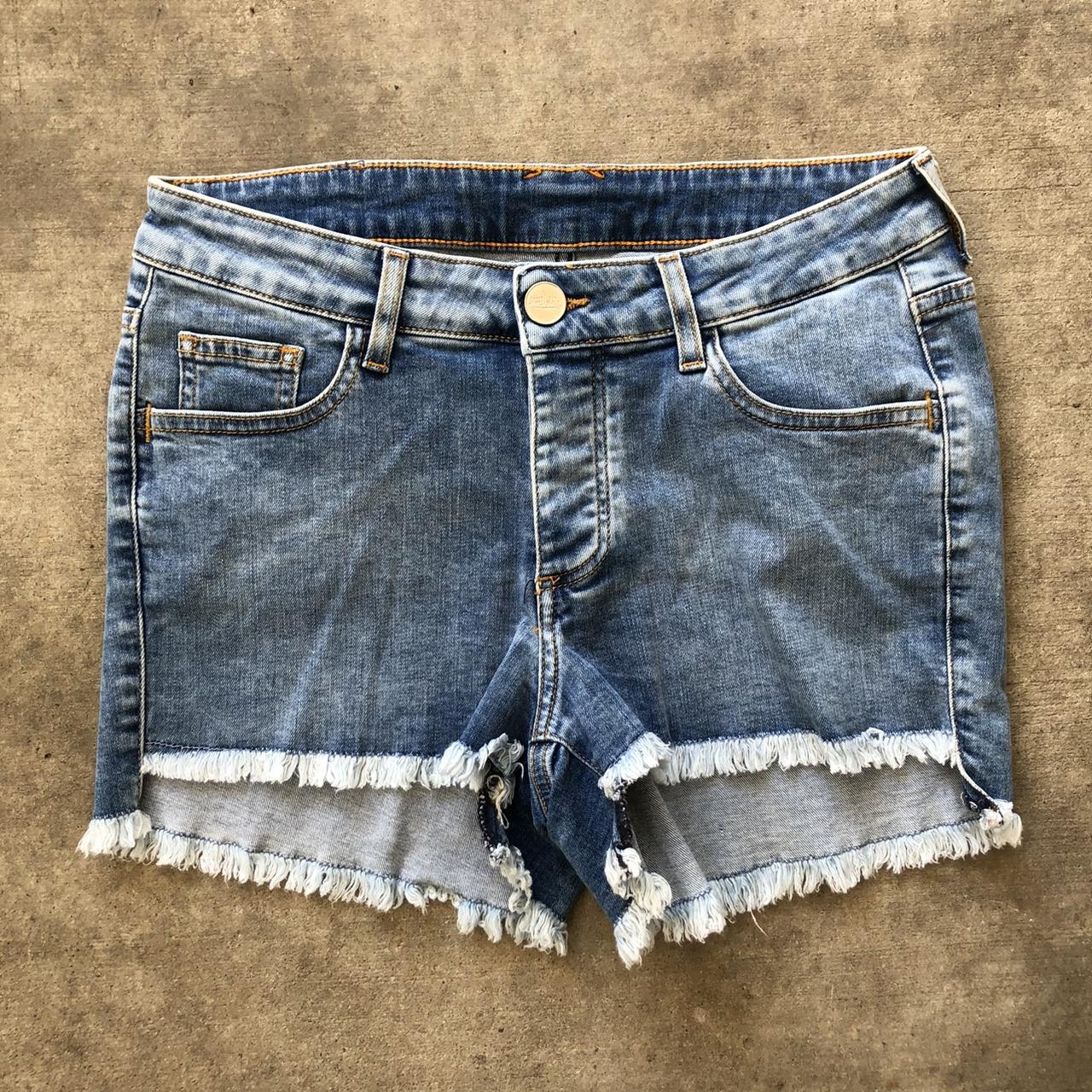 Von Dutch Women's Blue Shorts | Depop