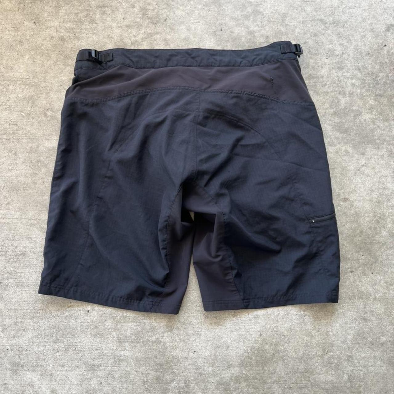 Vintage Y2K Oakley Biking Shorts Oakley brand... - Depop