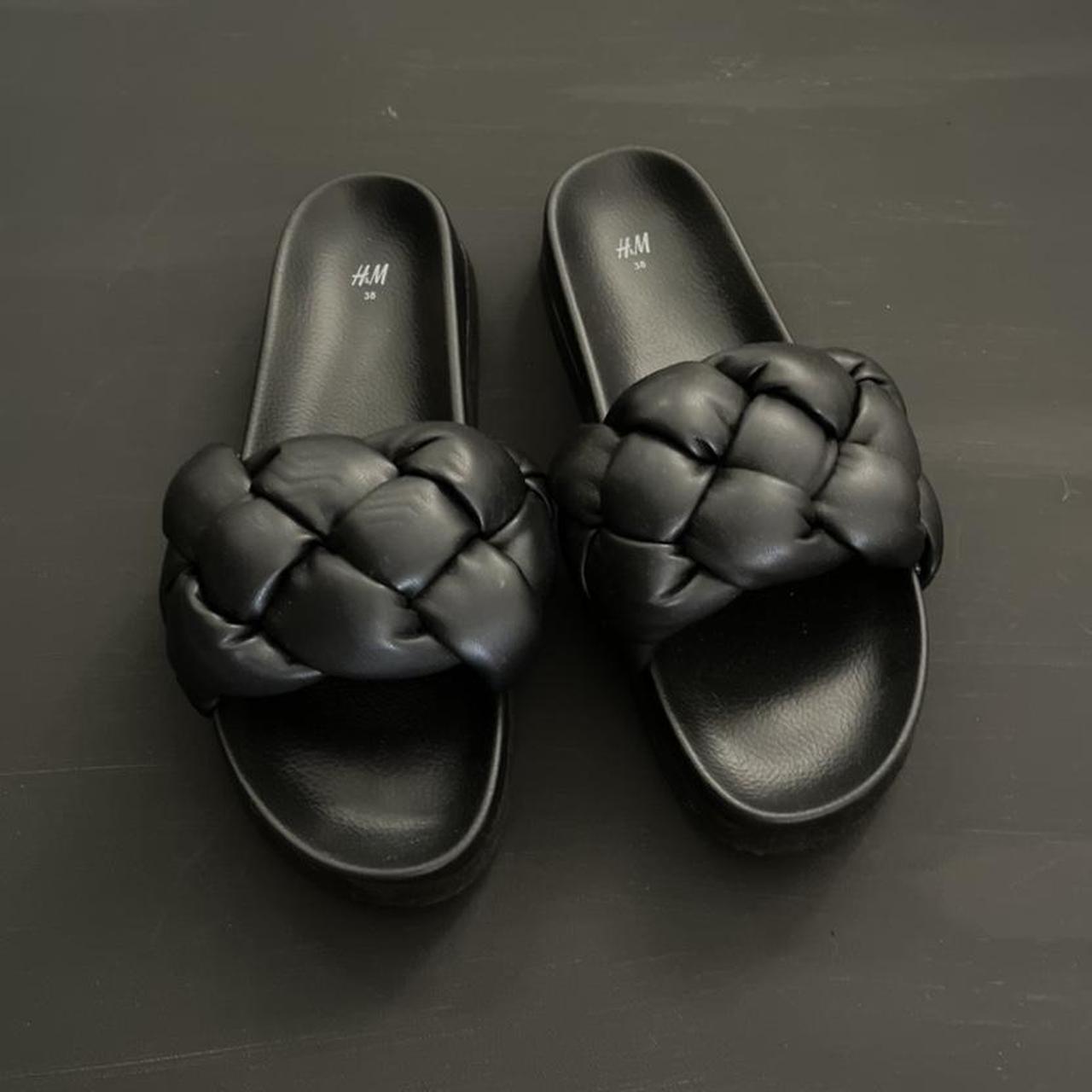 H&M Women's Slides Depop