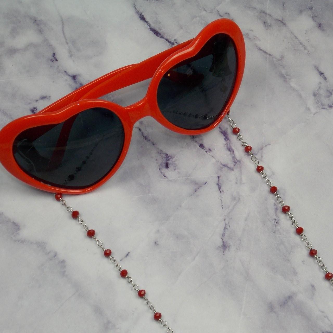 Brand new chain style sunglasses #sunglasses #chains - Depop