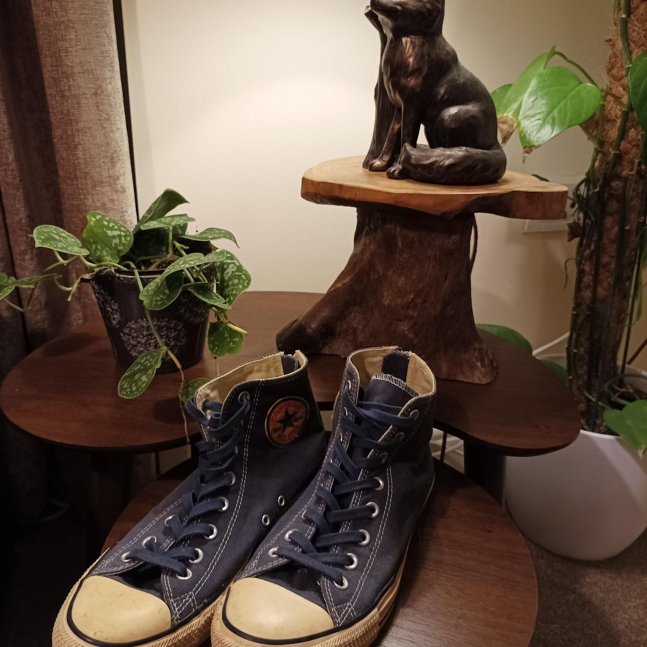 Vintage backzip Converse hitops, size 9,... Depop