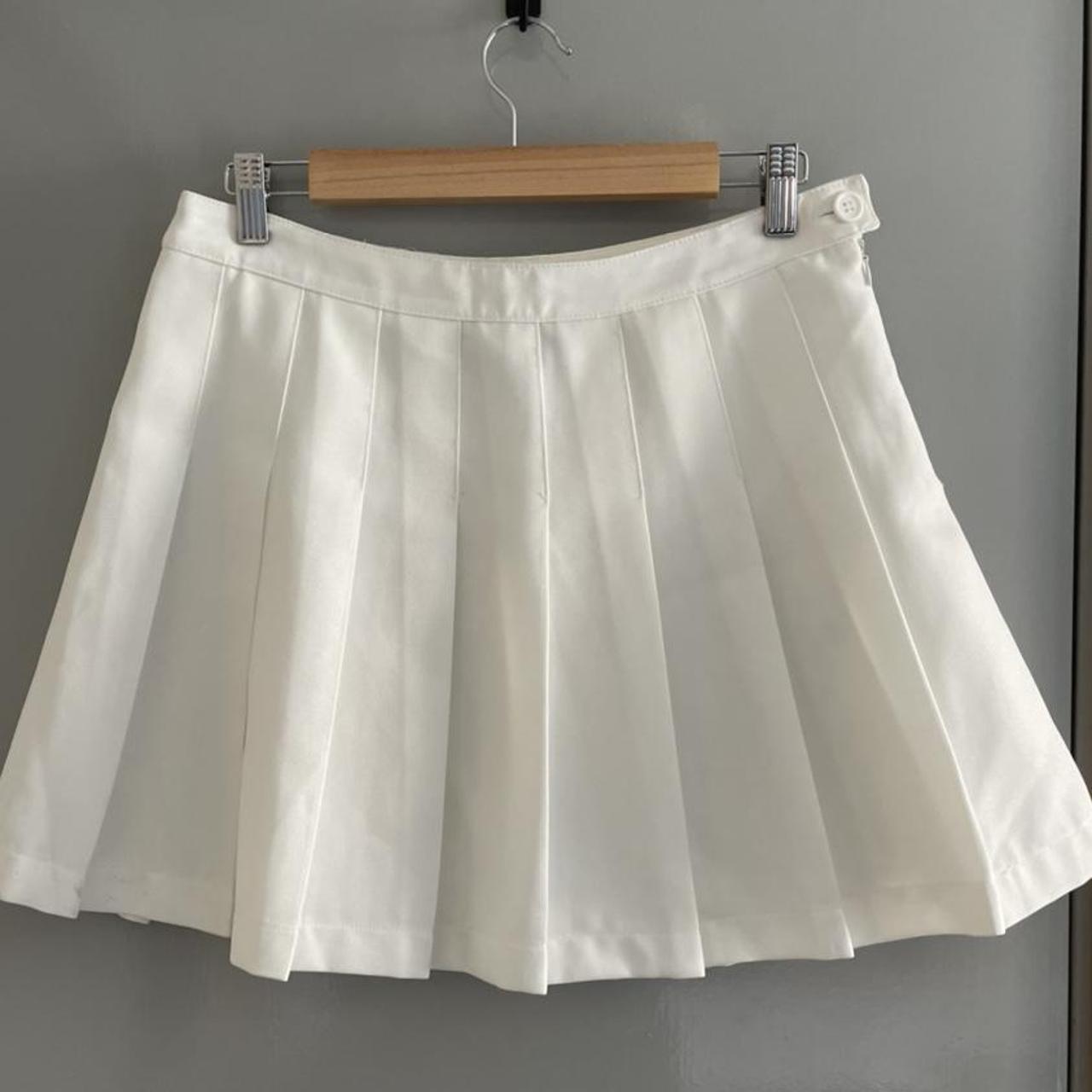 Forever 21 Women's White Skirt | Depop