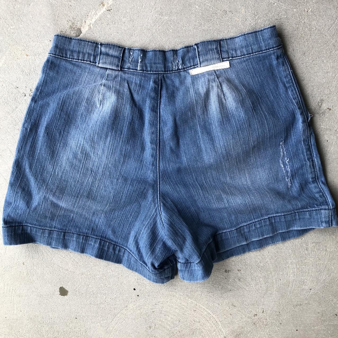 BCBG Vintage Denim shorts Size 27 Super cute... - Depop