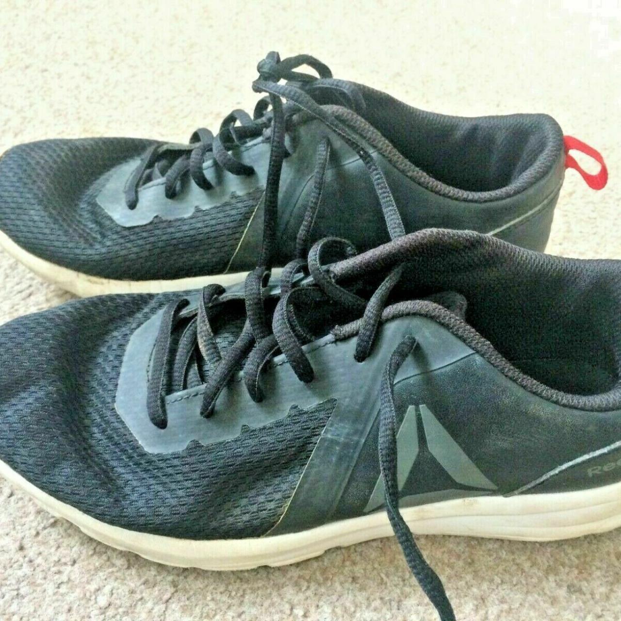 plain black trainers size 5