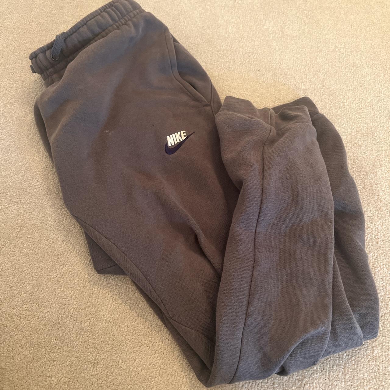 mens dark grey nike tracksuit