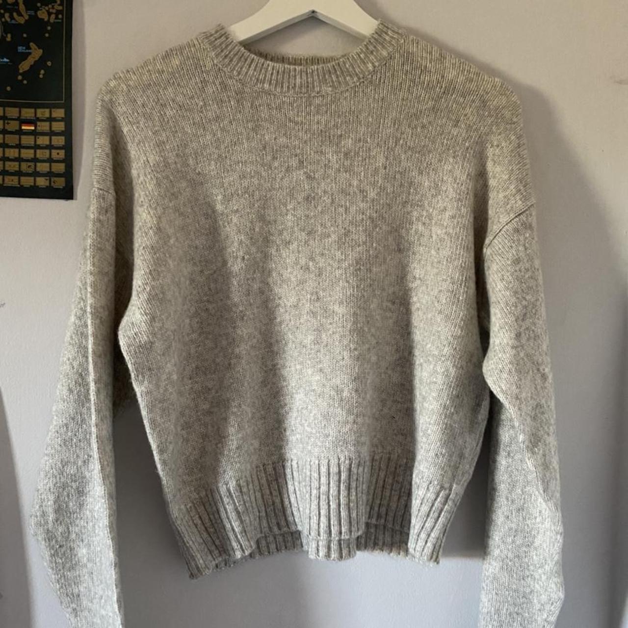 light grey new look jumper size S - Depop