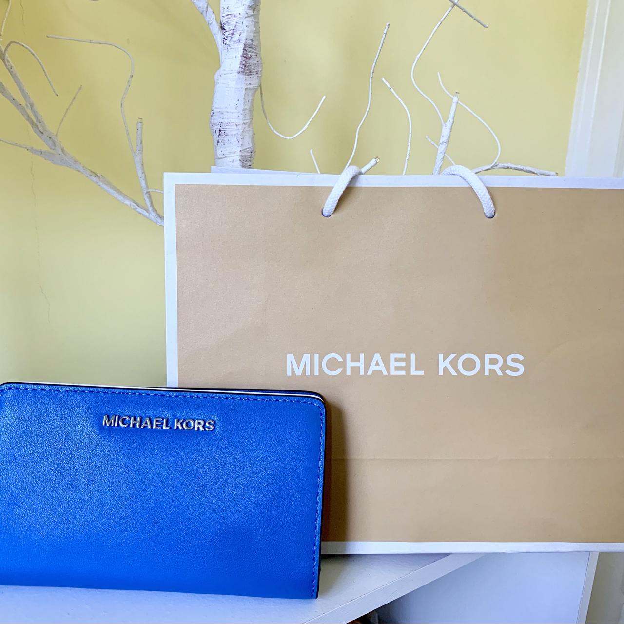 Michael Kors Signature Logo Crossbody Sale - $1399.00 | Instagram