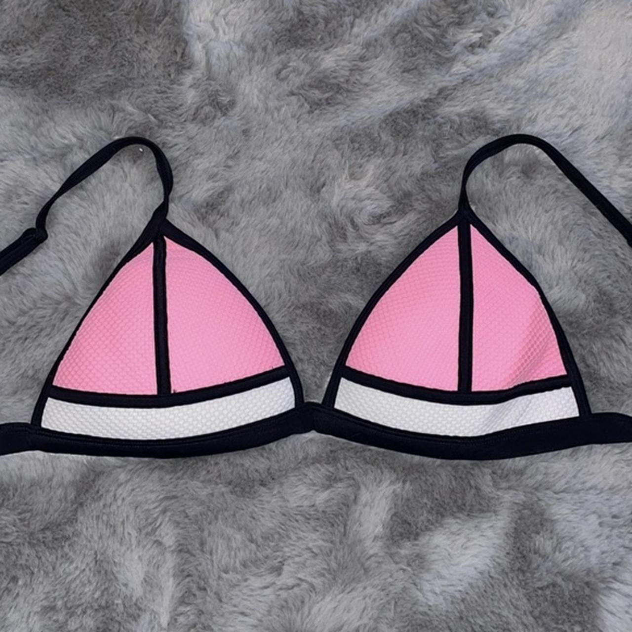 Triangl Bikini Top •worn once just to try on •fits - Depop