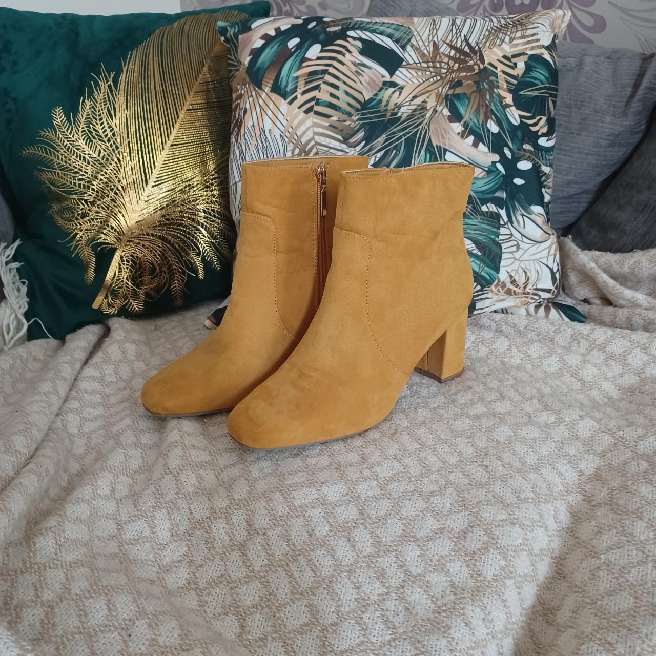 Mustard 2025 boots primark