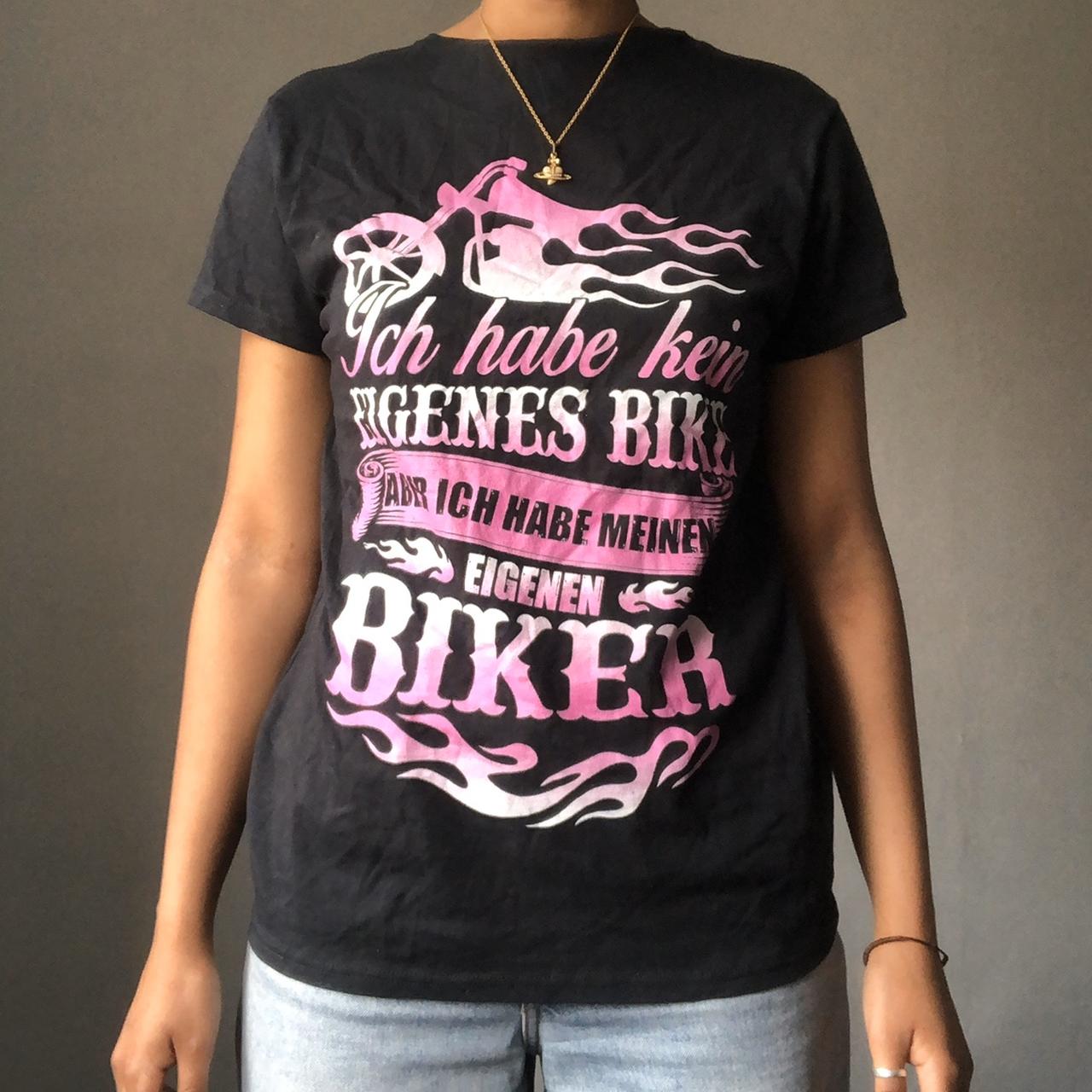 black and pink t shirt german writing says Depop